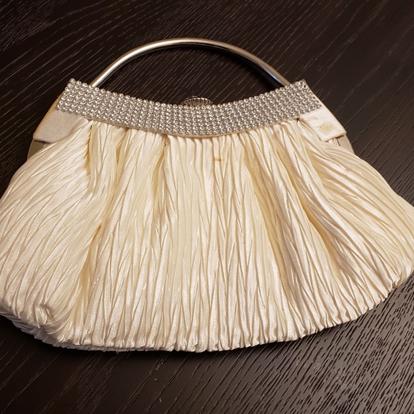 Handbags - Cream Beaded Dress Purse, Great for Wedding!